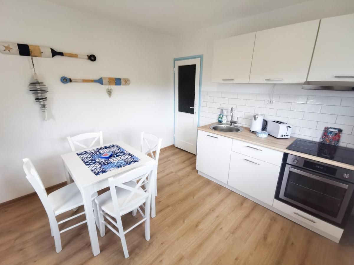 Sea Star Apartment Пула Екстер'єр фото