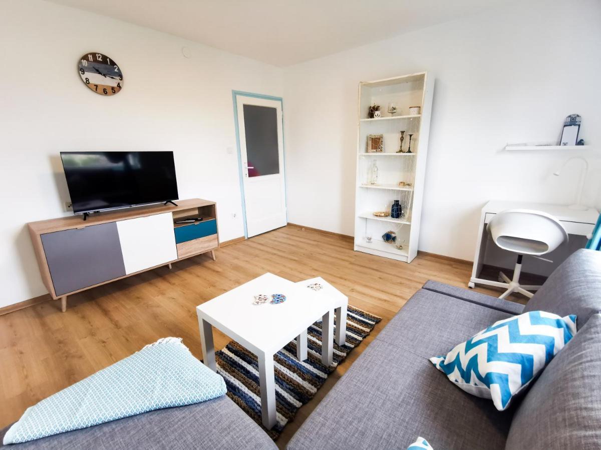 Sea Star Apartment Пула Екстер'єр фото